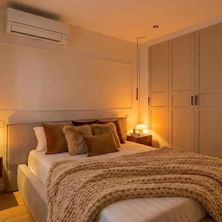 Modern 2-room On Monaco Border - Premium Amenities And Elegant Design